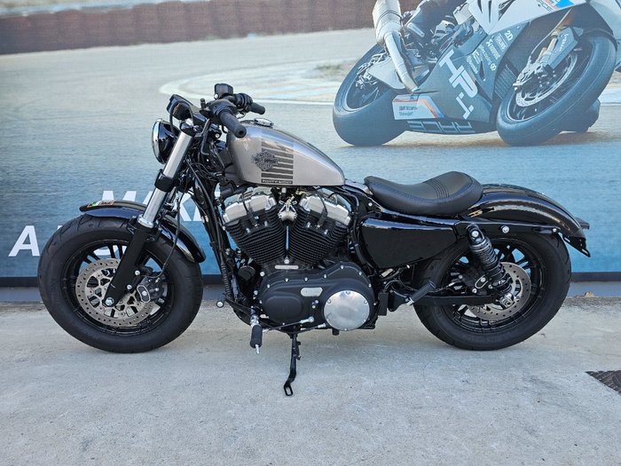 2016 HARLEY-DAVIDSON XL1200X FORTY EIGHT Silver