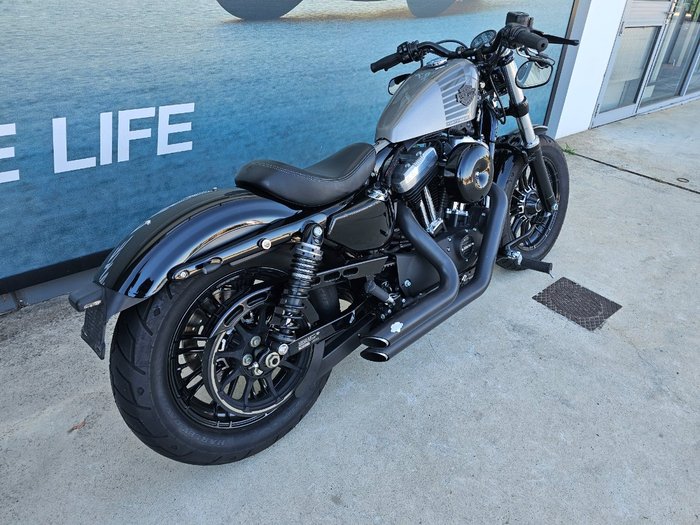 2016 HARLEY-DAVIDSON XL1200X FORTY EIGHT Silver