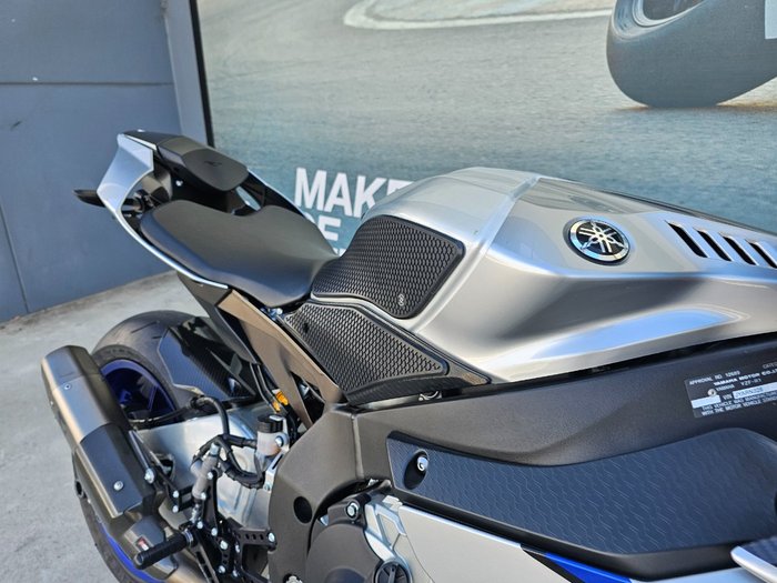 2016 Yamaha YZF-R1 M Silver