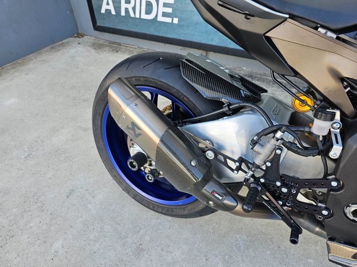 2016 Yamaha YZF-R1 M Silver