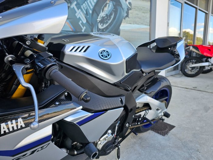 2016 Yamaha YZF-R1 M Silver