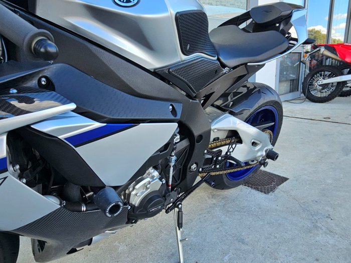 2016 Yamaha YZF-R1 M Silver
