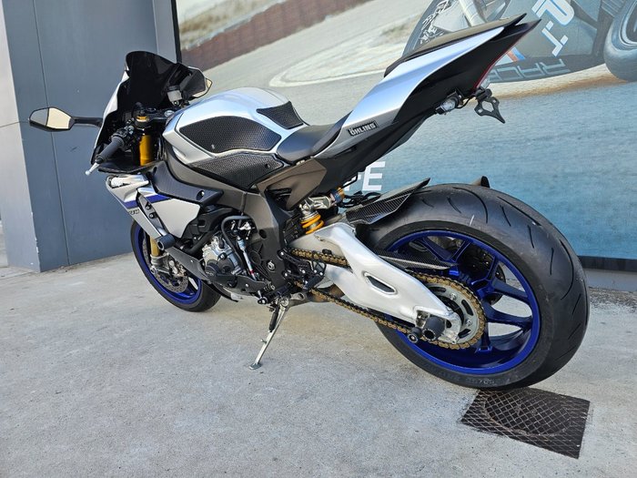 2016 Yamaha YZF-R1 M Silver