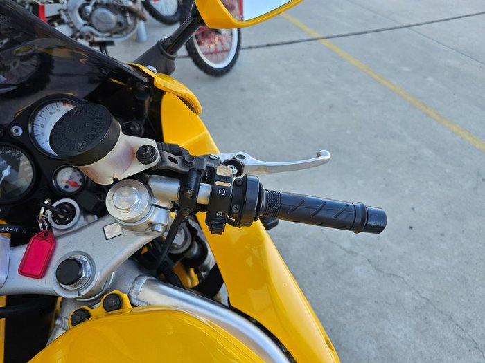 1998 Honda VTR1000F (FIRESTORM) Yellow