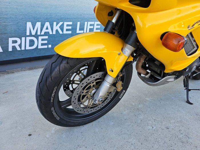 1998 Honda VTR1000F (FIRESTORM) Yellow