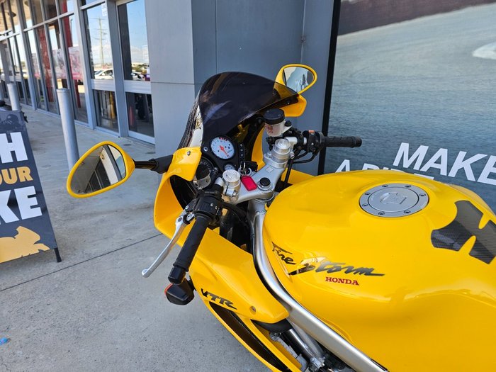 1998 Honda VTR1000F (FIRESTORM) Yellow