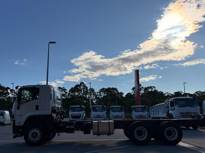 2026 Isuzu F Series FVZ 260-300 AT R55