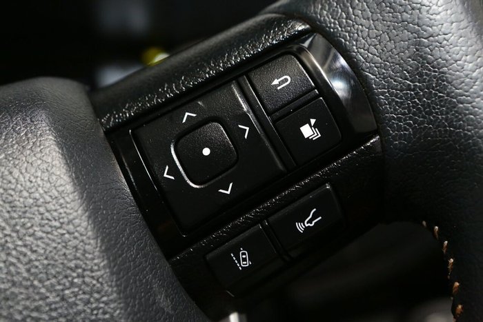 2021 Toyota Hilux SR5