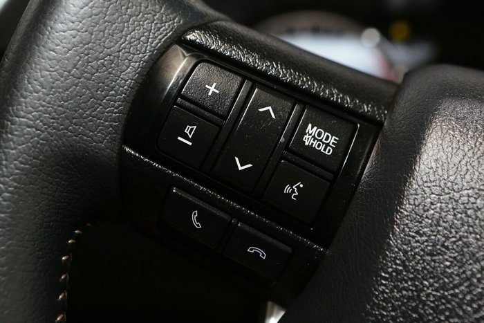 2021 Toyota Hilux SR5