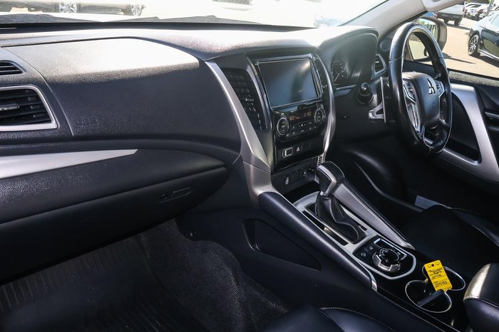 2018 Mitsubishi Pajero Sport GLS