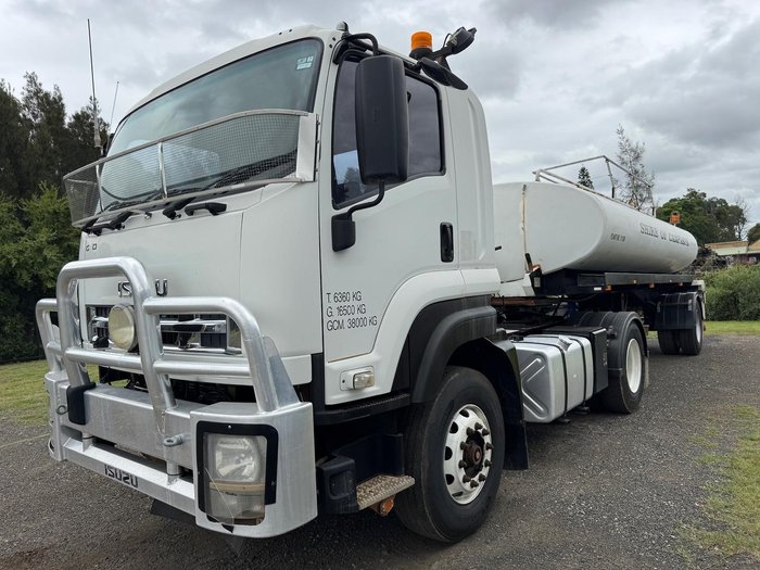 2009 Isuzu F Series GXD WHITE