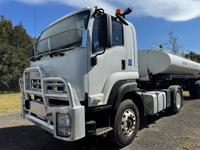 2009 Isuzu F Series GXD WHITE