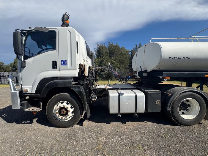 2009 Isuzu F Series GXD WHITE