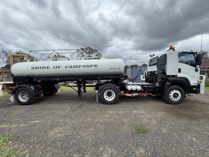 2009 Isuzu F Series GXD WHITE