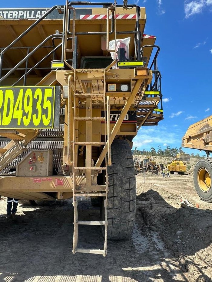 1998 Caterpillar 777D