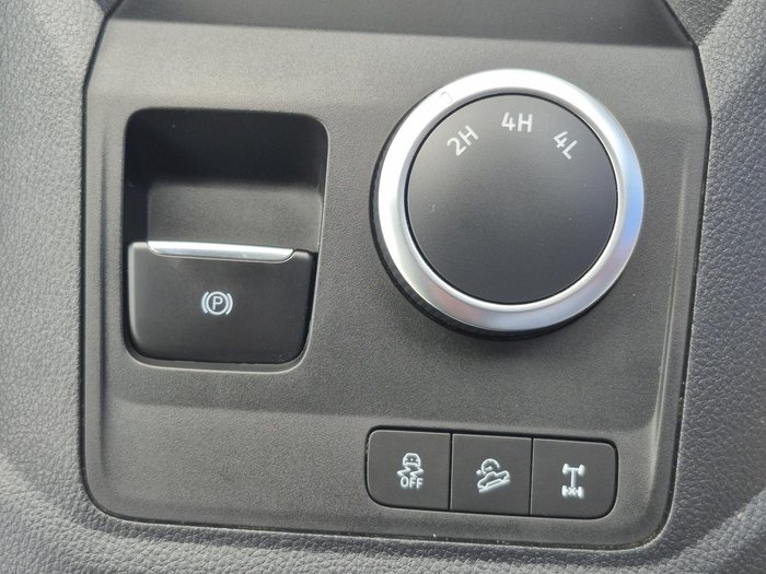 2024 Volkswagen Amarok TDI500 Life NF MY23 4X4 Dual Range Clear White