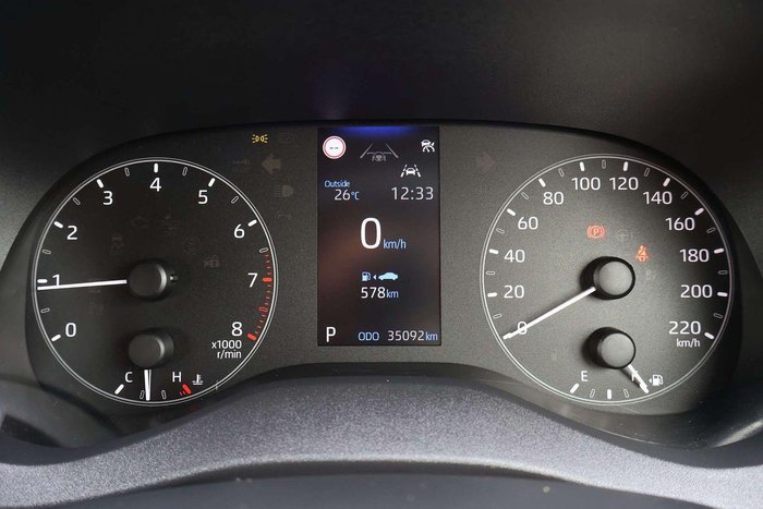 2024 Toyota Yaris Ascent Sport