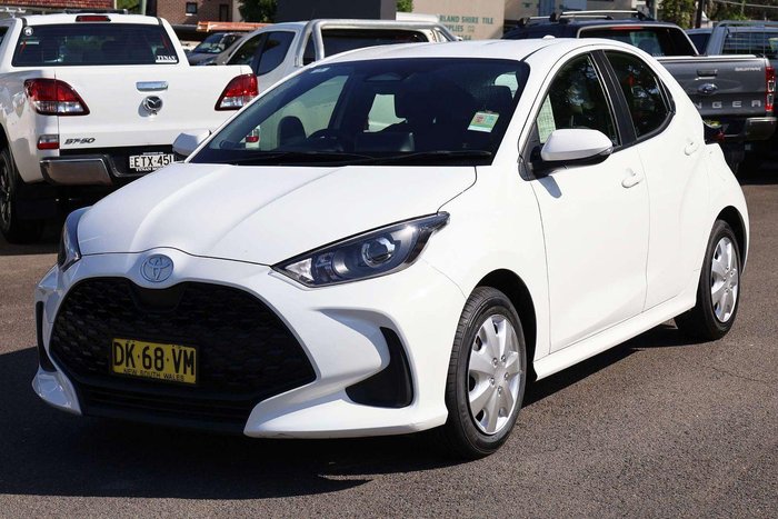 2024 Toyota Yaris Ascent Sport