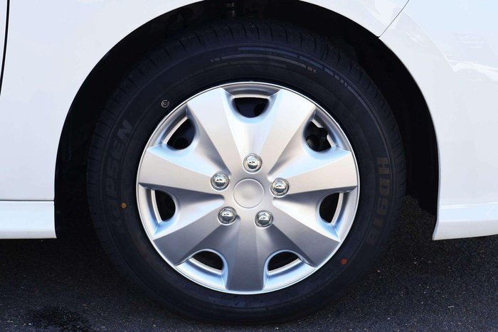 2024 Toyota Yaris Ascent Sport