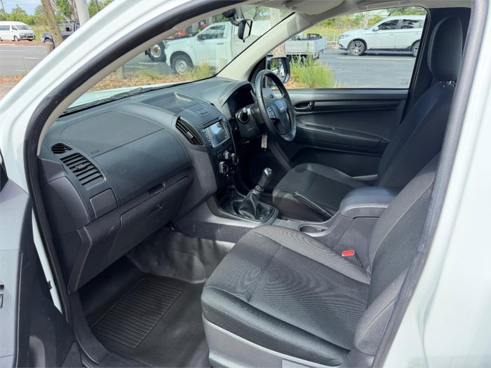 2019 ISUZU D-MAX SX (4x2)