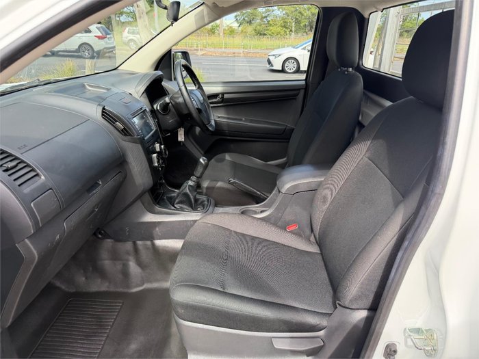 2019 ISUZU D-MAX SX (4x2)