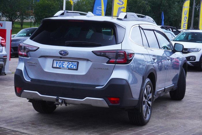 2022 Subaru Outback AWD Touring