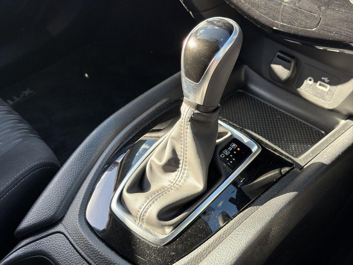 2021 Nissan X-TRAIL ST