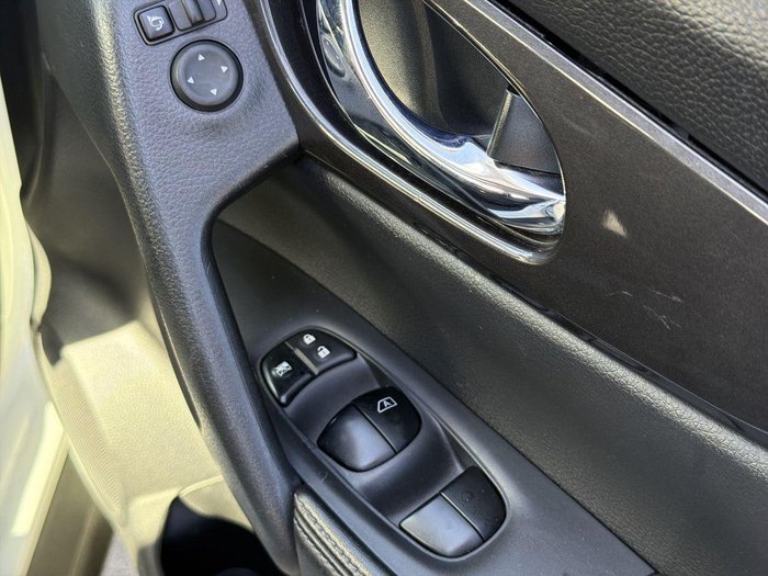 2021 Nissan X-TRAIL ST