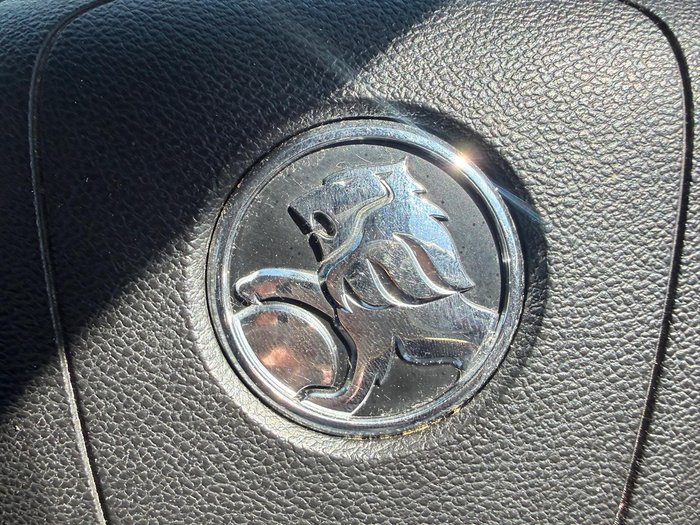 2015 Holden Commodore SV6 VF MY15 Heron White