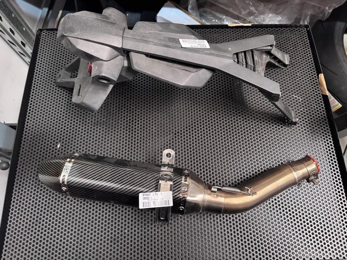 2020 Honda CB300R (CB300RA) CB300 Green