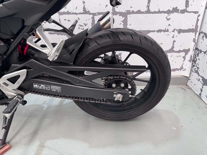 2020 Honda CB300R (CB300RA) CB300 Green