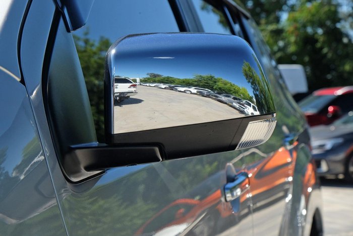 2017 Isuzu MU-X LS-T MY17 4X4 Dual Range Titanium Silver