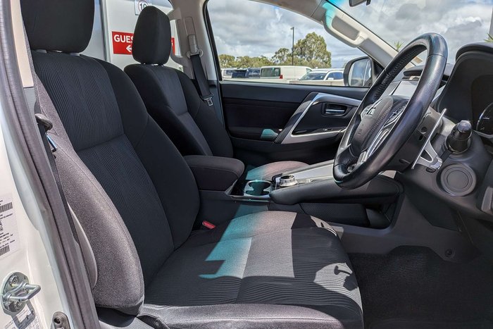 2020 Mitsubishi Pajero Sport GLX