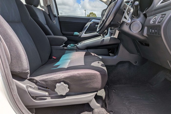 2020 Mitsubishi Pajero Sport GLX