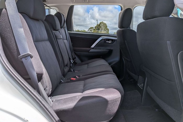 2020 Mitsubishi Pajero Sport GLX