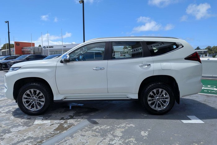 2020 Mitsubishi Pajero Sport GLX