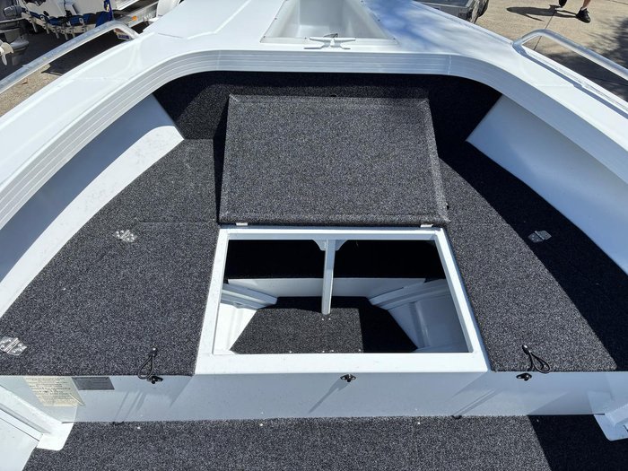 2026 QUINTREX 460 Renegade SC