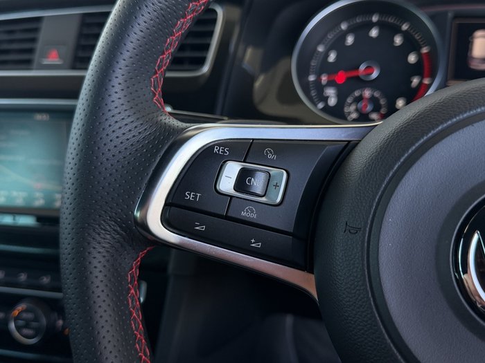 2016 Volkswagen Golf GTI Performance