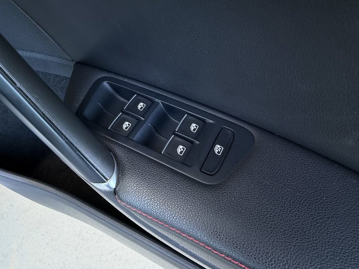 2016 Volkswagen Golf GTI Performance