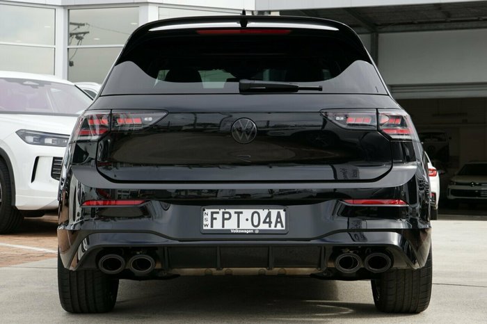 2024 Volkswagen Golf R Black Edition