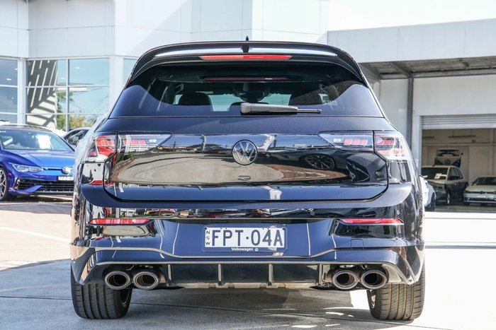 2024 Volkswagen Golf R Black Edition