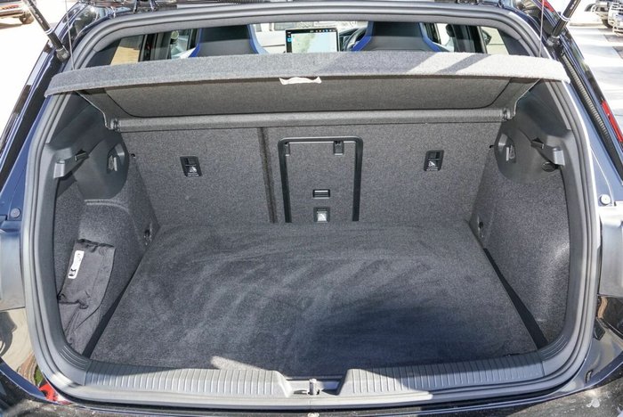 2024 Volkswagen Golf R Black Edition