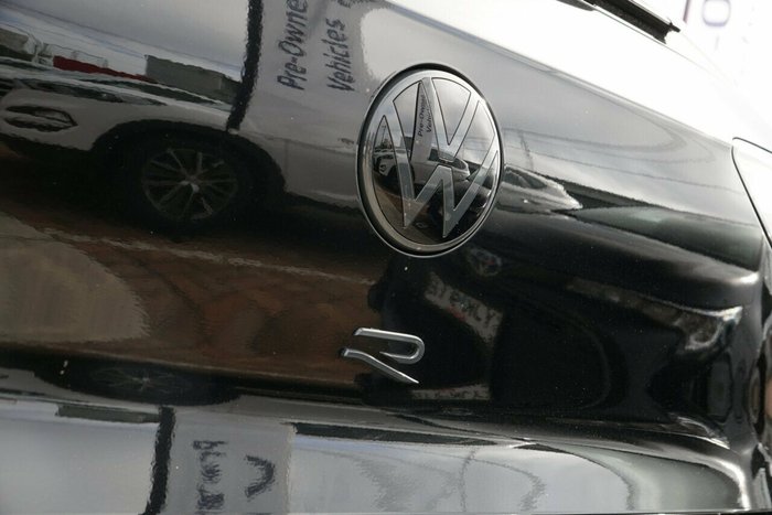 2024 Volkswagen Golf R Black Edition