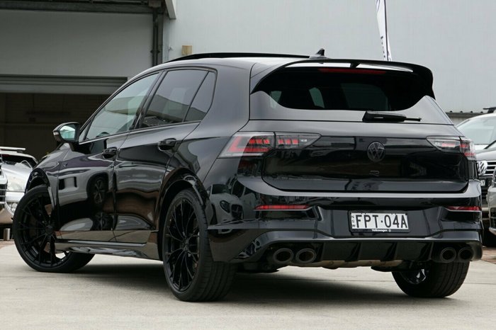 2024 Volkswagen Golf R Black Edition