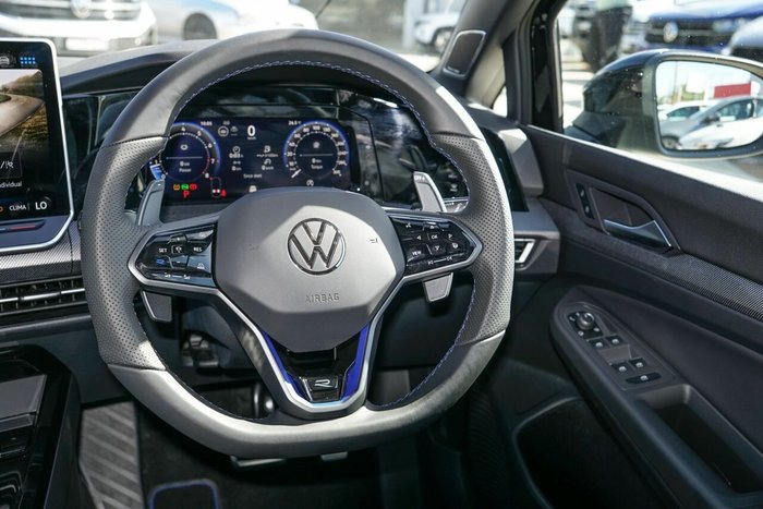 2024 Volkswagen Golf R Black Edition