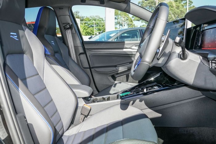 2024 Volkswagen Golf R Black Edition