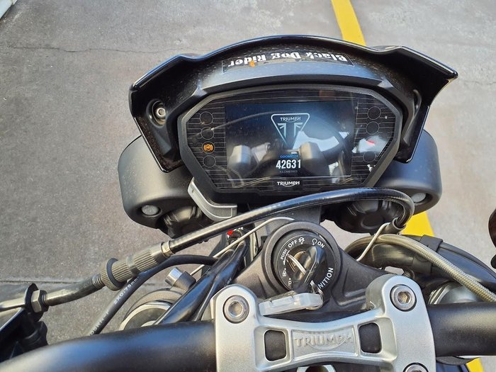2019 Triumph Street Triple R 765 Street Triple Black