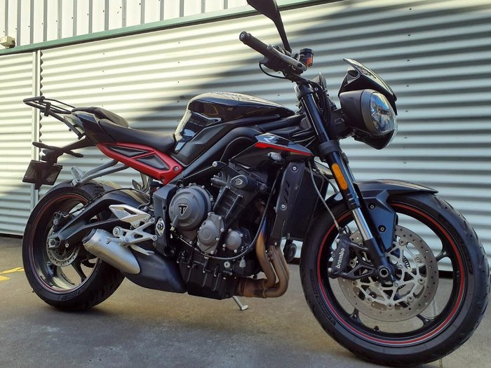 2019 Triumph Street Triple R 765 Street Triple Black
