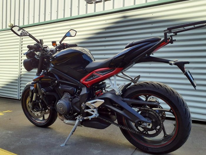 2019 Triumph Street Triple R 765 Street Triple Black