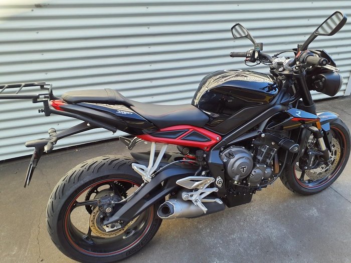 2019 Triumph Street Triple R 765 Street Triple Black